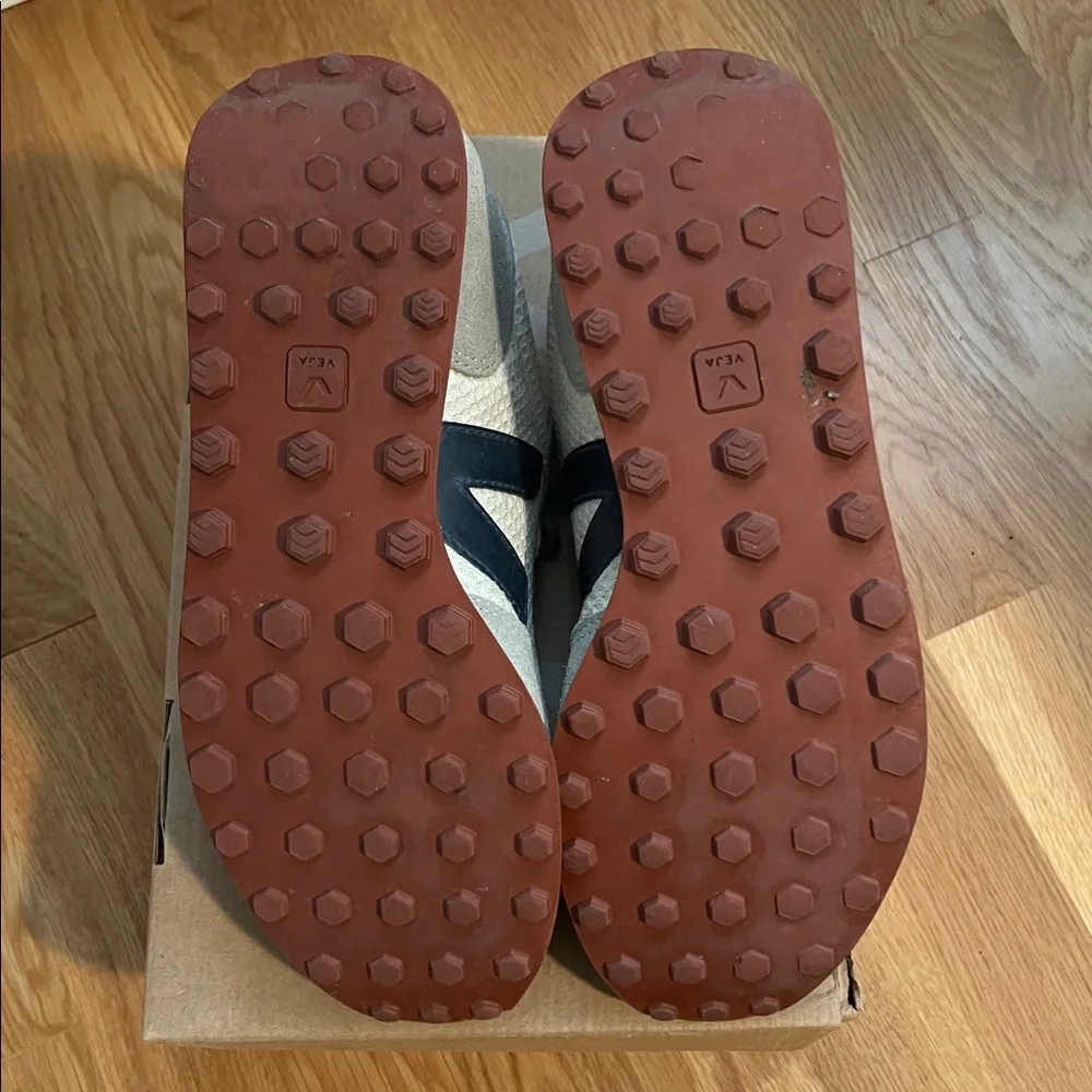 Veja RIO BRANCO HEXAMESH (with original shoebox) - Picture 7 of 13